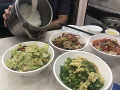 -红色湘菜馆(春风店)