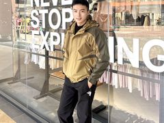 -王府井奥莱临潼小镇(临潼店)