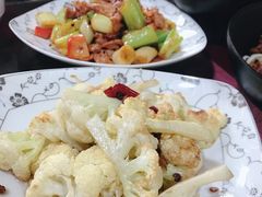 炒菜花-口口香小吃店