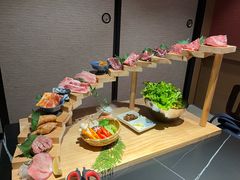 -山川小町·极番烧肉(新地假日广场店)
