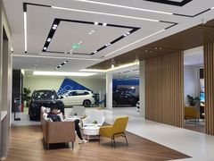 -上德宝骏宝马5S店