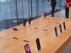 -Apple零售店(华贸购物中心店)