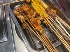 -马路牙子烧烤音乐酒馆(望京店)