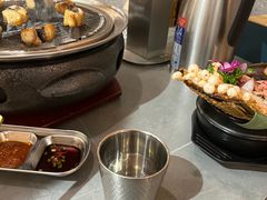 -围炉肉舍•炭烤活鳗•丹东海鲜烤肉(步行街店)