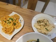 -湘人龙记老长沙米粉(鸟巢店)