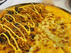 甜蜜香松披萨-做披萨的奇葩(中海央墅店)