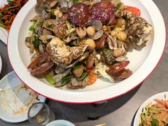 -鑫渔港海鲜本地菜·山海关浑锅(东戴河店)