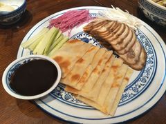 慈禧肘卷饼-百花深处·老北京风味菜