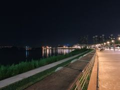 -南京眼步行桥