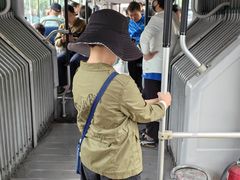 -北京大学东门(地铁站)