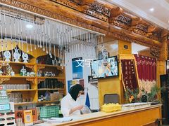 前台小姐姐-伊帆食府·青海地方特色美食