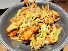 -蜜桃餐厅·伴山(湖滨商业街店)