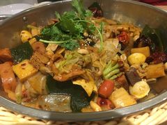 -拿渡麻辣香锅(世茂广场·工三店)