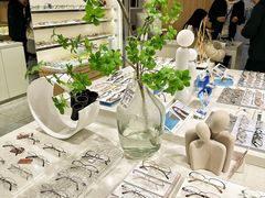 -视野联行眼镜·蔡司·尼康·授权优选门店(青浦宝龙店)