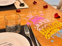 -Mark&Mars Restaurant