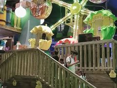 -蓝精灵乐园·世茂精灵之城主题乐园