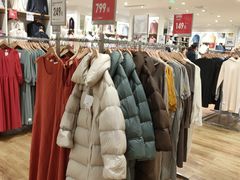 -优衣库(上海中山公园兆丰广场店)