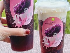 -奈雪的茶(湖滨银泰in77C区PRO店)