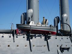 -阿芙乐尔号巡洋舰