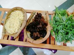 -阿婆情腊排骨火锅(金虹路店)