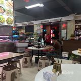在汕尾 认准门口有老板喝茶的餐厅 好吃[调皮]