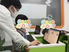 -童程童美·信息学竞赛·乐高机器人编程(龙华校区)