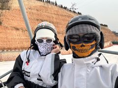 -采薇庄园四季滑雪场