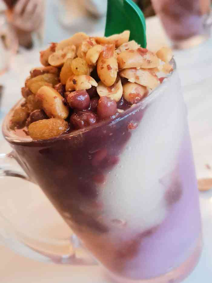 达人探店:凤记雪花酪 坐标:万达金街 评分:75分