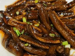 -梅龙镇酒家(南京西路总店)
