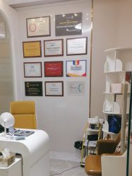 -More摩尔医美の注射线雕光电中心