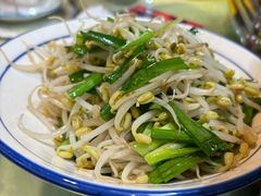 -昱龙大盆牛蛙馆(三兴街总店)