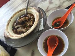 -新峰肉骨茶