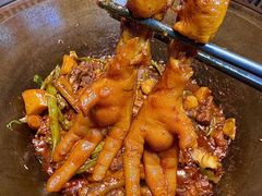 -山河屯铁锅炖·非遗东北菜(南山店)