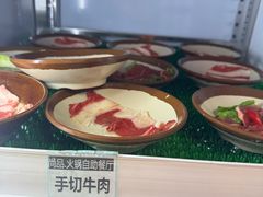 -尚品海鲜肥牛自助火锅(湖明店)