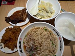 -朱新年·苏式汤团·面点(北寺塔店)
