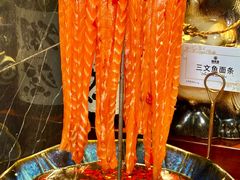 -雍容荟帝王蟹活龙虾展台自助(IFS黑金店)