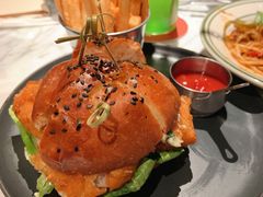 香煎龙利鱼柳汉堡-HERB SPICE(来凤街店)