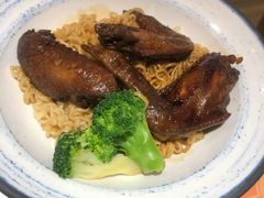 瑞士鸡翼捞公仔面-大快活(丽丰店)