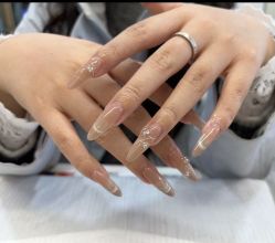 -MONICA BOX美甲美睫