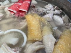 -烹然四季椰子鸡火锅(姚家园万象汇店)