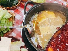 -赵美丽·重庆社区火锅·直营店(火车东站·中豪国际店)