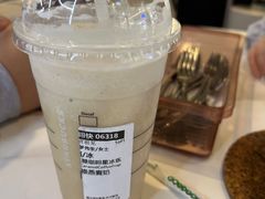 -星巴克(金华东阳银泰城店)