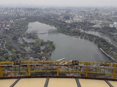 -中央电视塔旋转餐厅