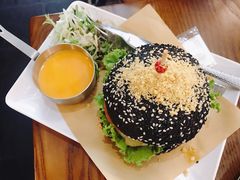 网红瀑布牛肉菠萝包-肥韬茶餐厅(南山mini店)
