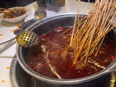 -钢管厂五区小郡肝串串香(蜀都万达店)
