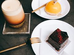 -UNI UNI(环亚凯瑟琳店)