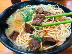 -志权牛肉面(灵山路店)