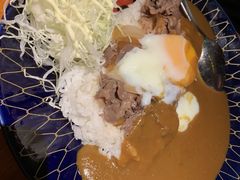 温泉蛋牛肉咖喱饭-醉虎传(南锣鼓巷店)