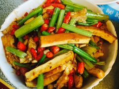 攸县香干-独一佳老胡湘菜馆(矿山路店)