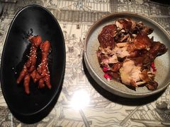 吮指鸡爪-桂满陇天书(南京德基旗舰店)